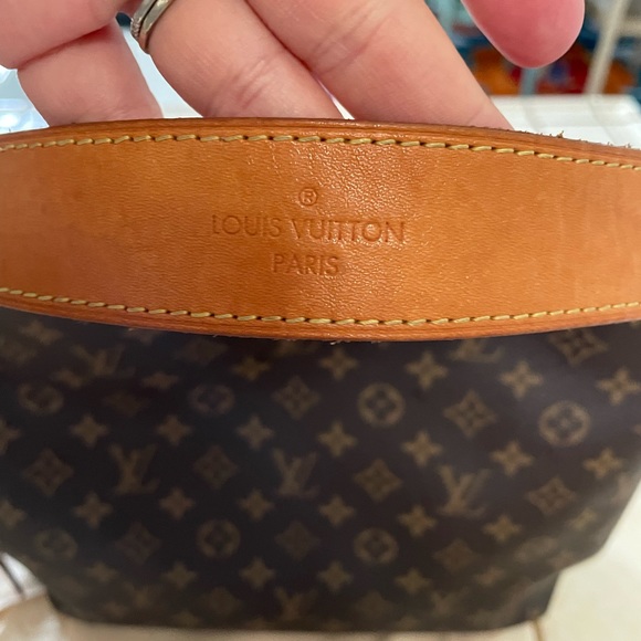 Authentic Louis Vuitton Graceful PM - Picture 7 of 17